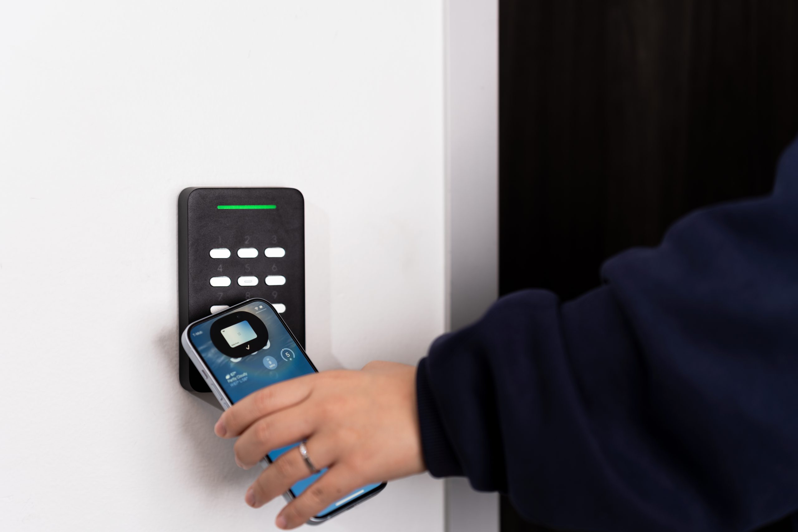 Using Mobile Credentials at a Keypad of an Access Control System